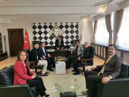 Taşkent Ekonomi ve Pedagoji Enstitüsü Heyeti, fakültemizi ziyaret ettiler